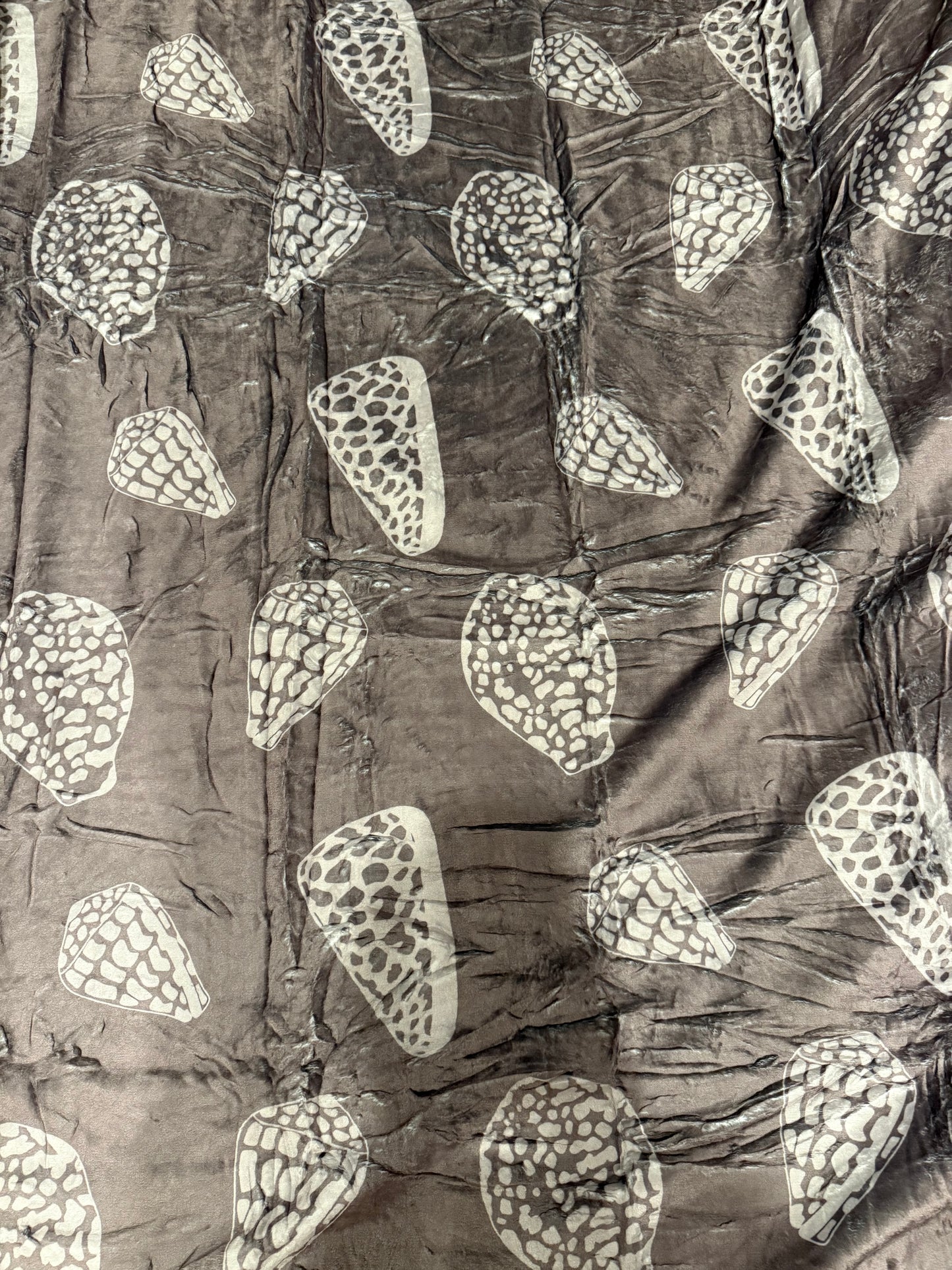 BLANKET SHELLS GRAY 60x80"