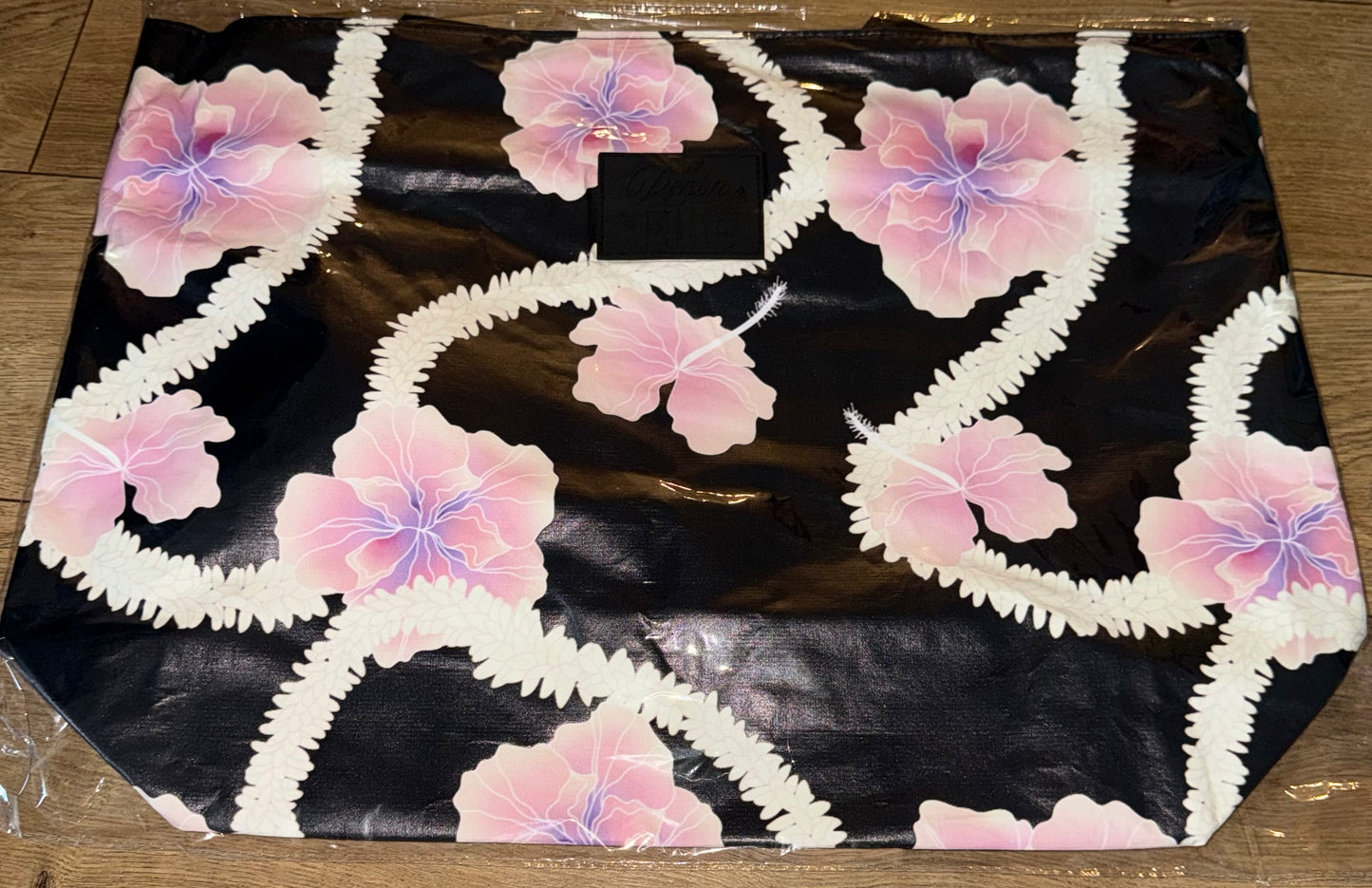 TOTE HIBISCUS LEI BLACK