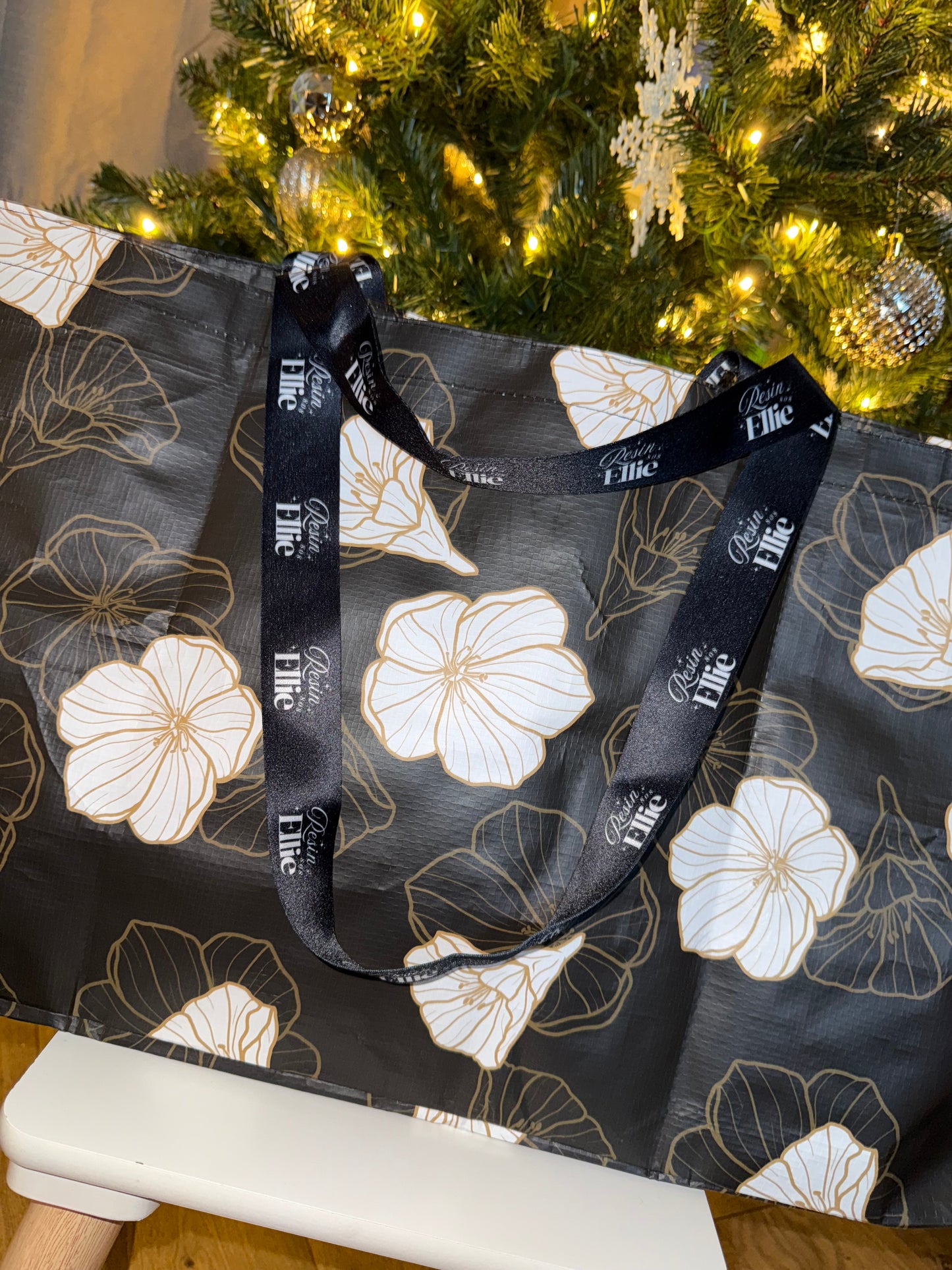 BOUJEE BAG PA'U O HI'IAKA