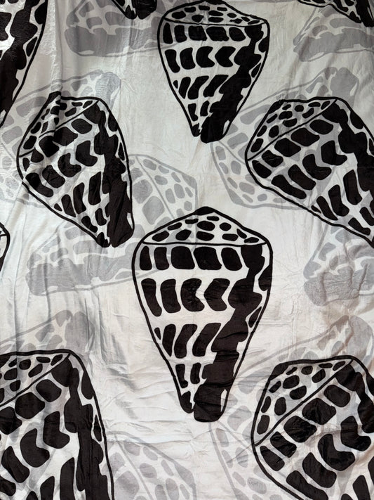 BLANKET 60x80" HEBREW CONE