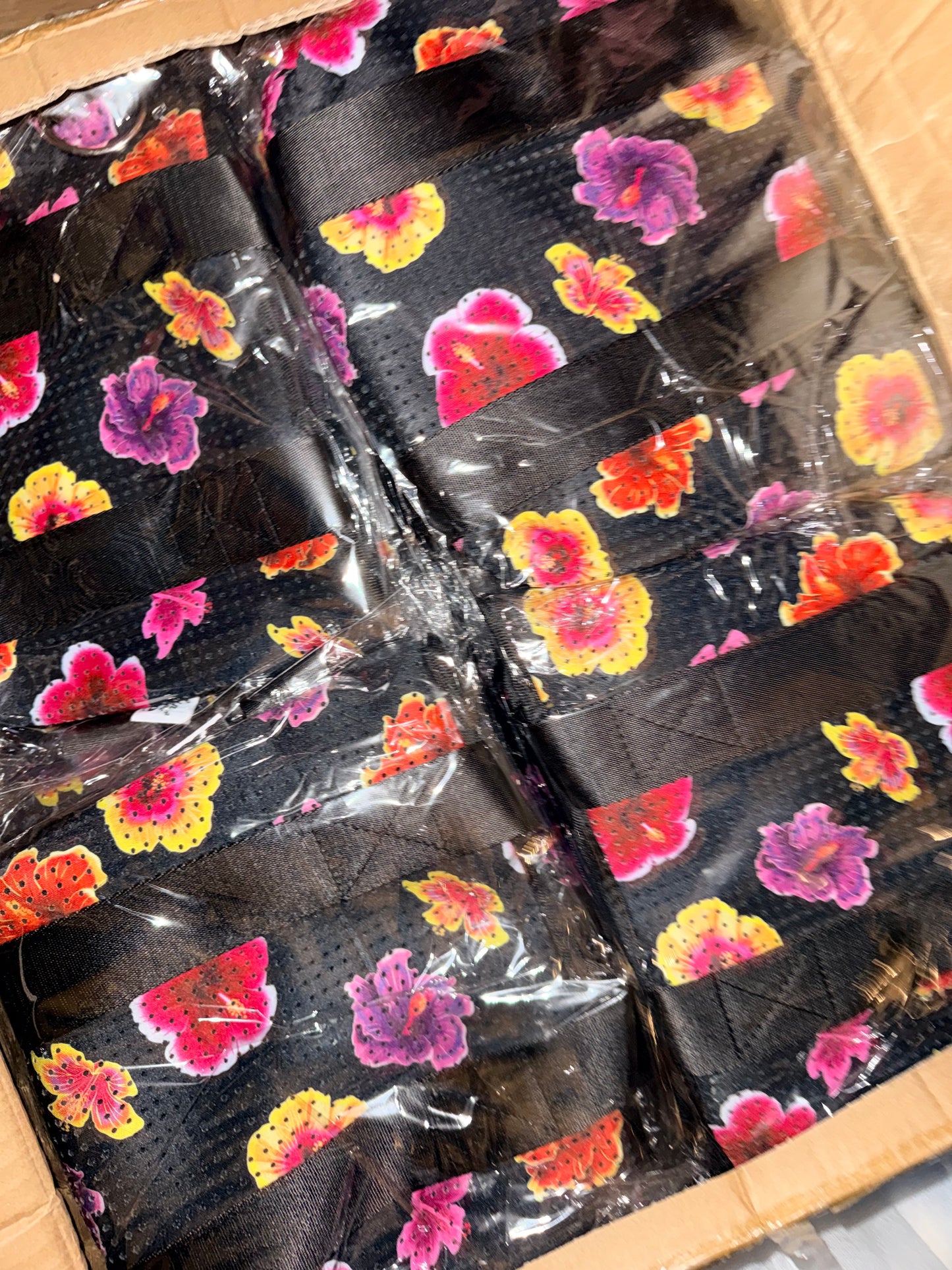 MINI NEOPRENE TOTE/CROSSBODY