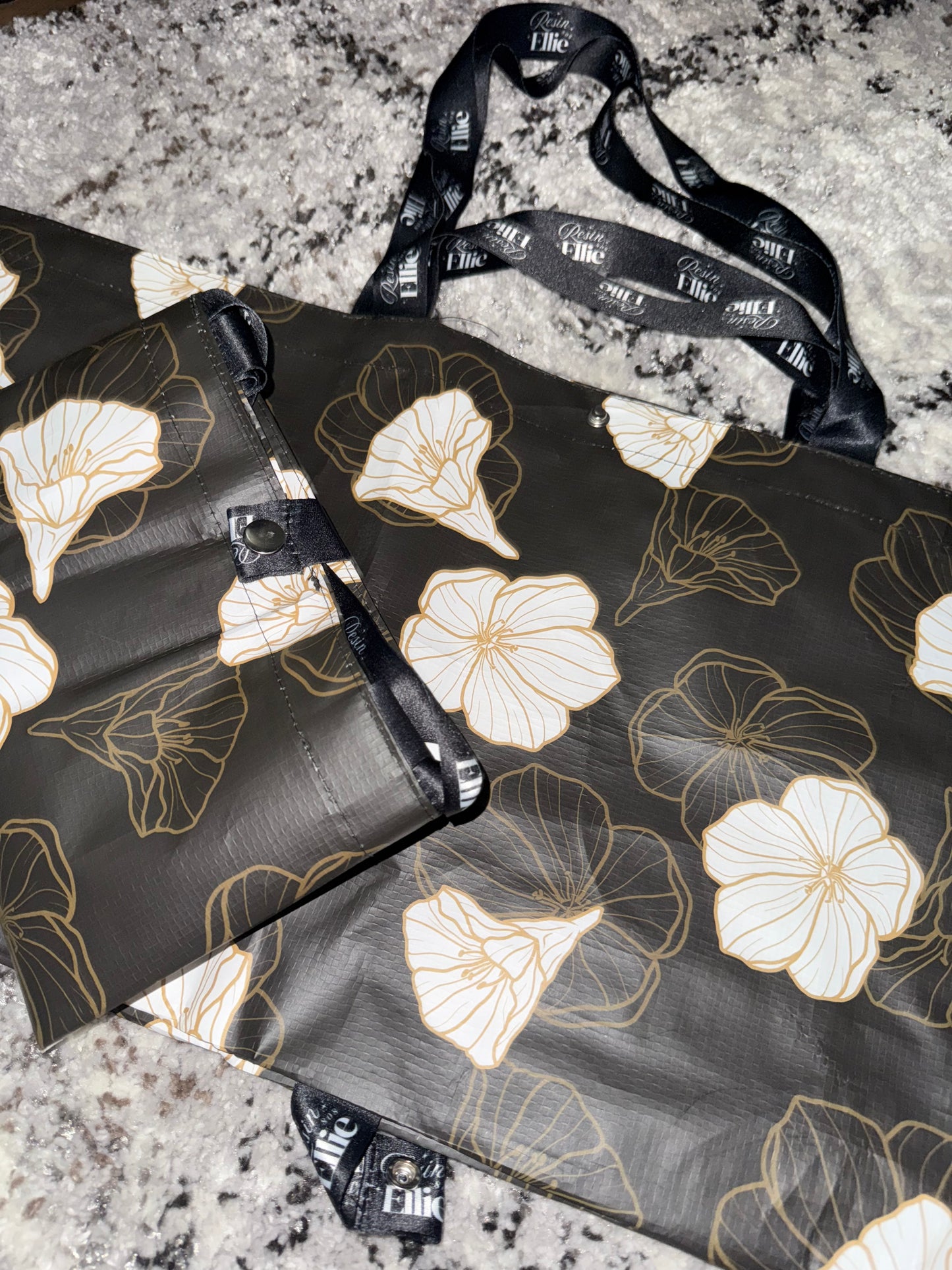 BOUJEE BAG PA'U O HI'IAKA