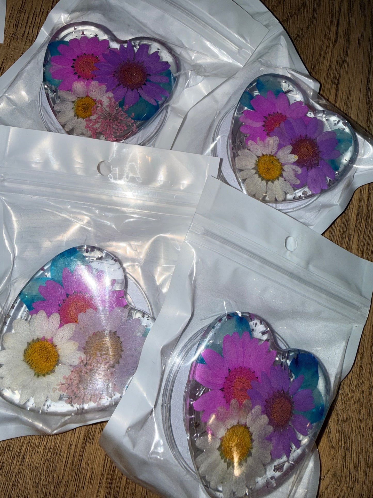 MAG SAFE PHONE GRIP FLOWER A