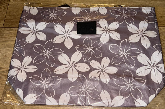 TOTE 'ILIE'E BLOSSOMS