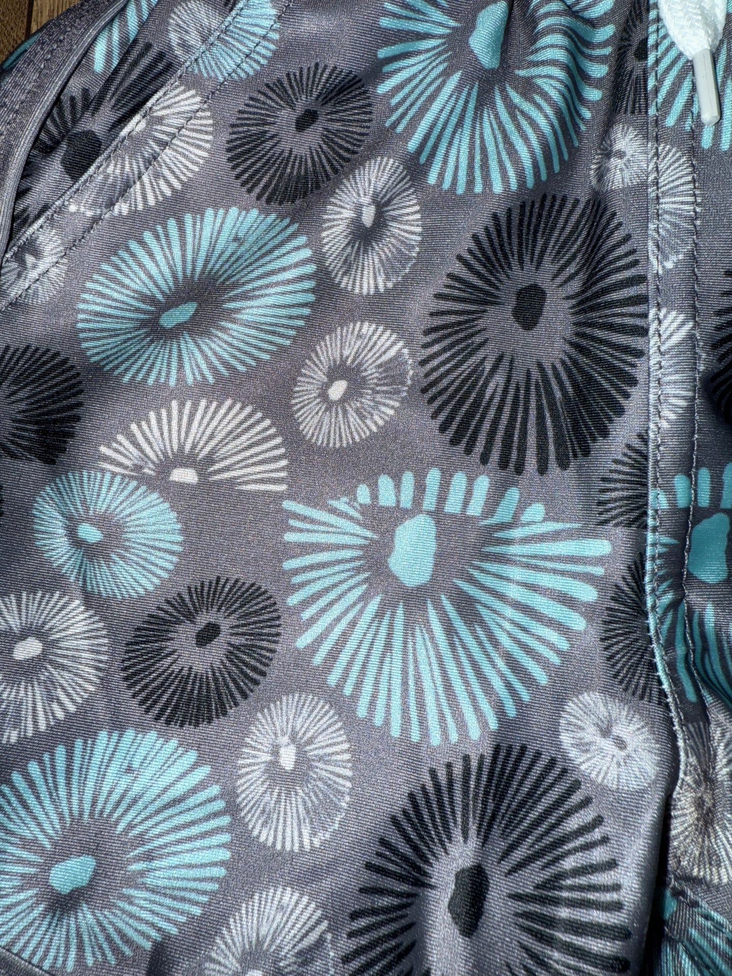 *MISPRINT* BOY'S SHORTS OPIHI GRAY